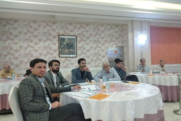 دوره و کارگاه تعاملی مربی، راهبر نسل جدید در مشهد