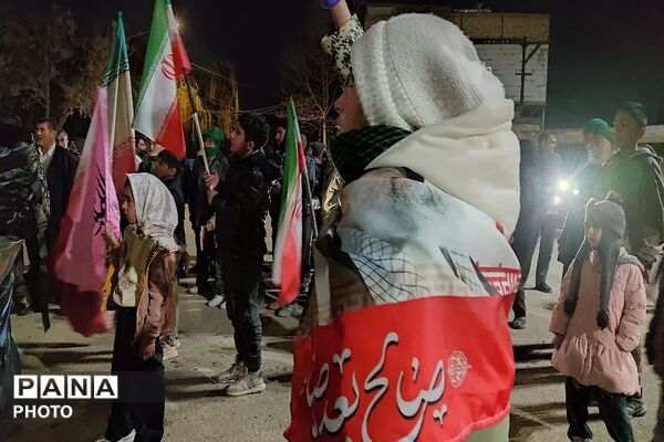کودکان پای کار ایران در تجمعات مردمی شهر بار
