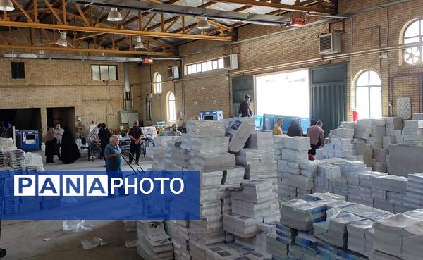 توزیع و تحویل کتاب‌های درسی به مدارس شهرستان ملارد