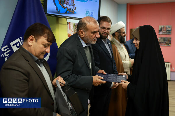 افتتاح نگارخانه و تحریریه دانش‌آموزی خبرگزاری پانا