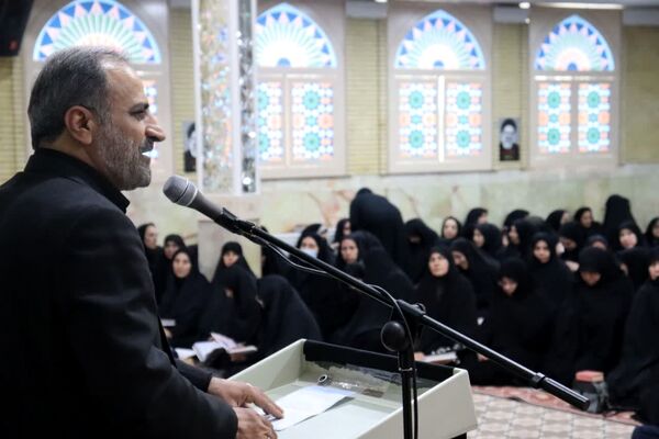 مراسم بزرگداشت شهدای خدمت در منطقه 6 تهران