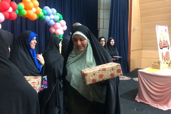 جشن الفبا دبستان شاهد ام‌البنین (س) ناحیه 2 شهرری