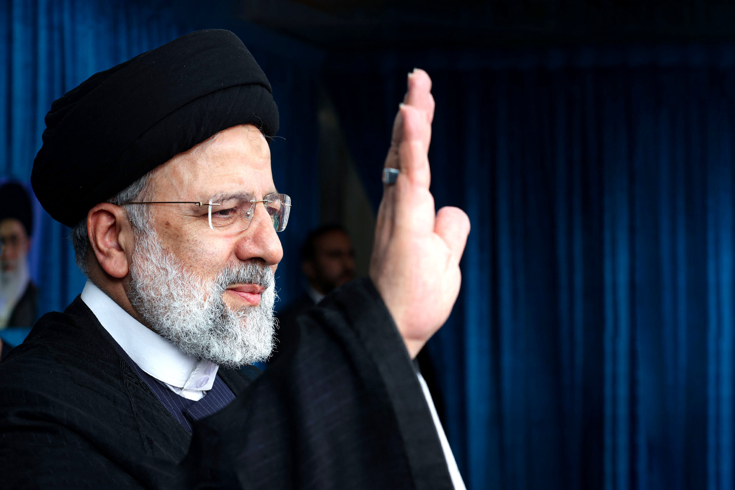 پیام‌های تسلیت شخصیت‌ها و مسئولان در پی شهادت آیت الله رئیسی
