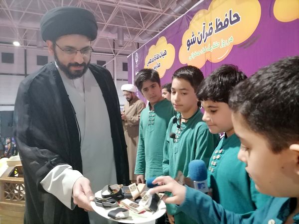 حضور پرشور نسل جوان و نوجوان در هفدهمین نمایشگاه قرآن و عترت خراسان رضوی