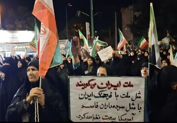 یکصدو بیست و شش شب ایستادگی؛ طنین وداع مردم تویسرکان با «آقای شهید ایران»