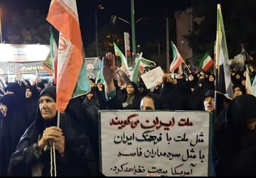 یکصدو بیست و شش شب ایستادگی؛ طنین وداع مردم تویسرکان با «آقای شهید ایران»