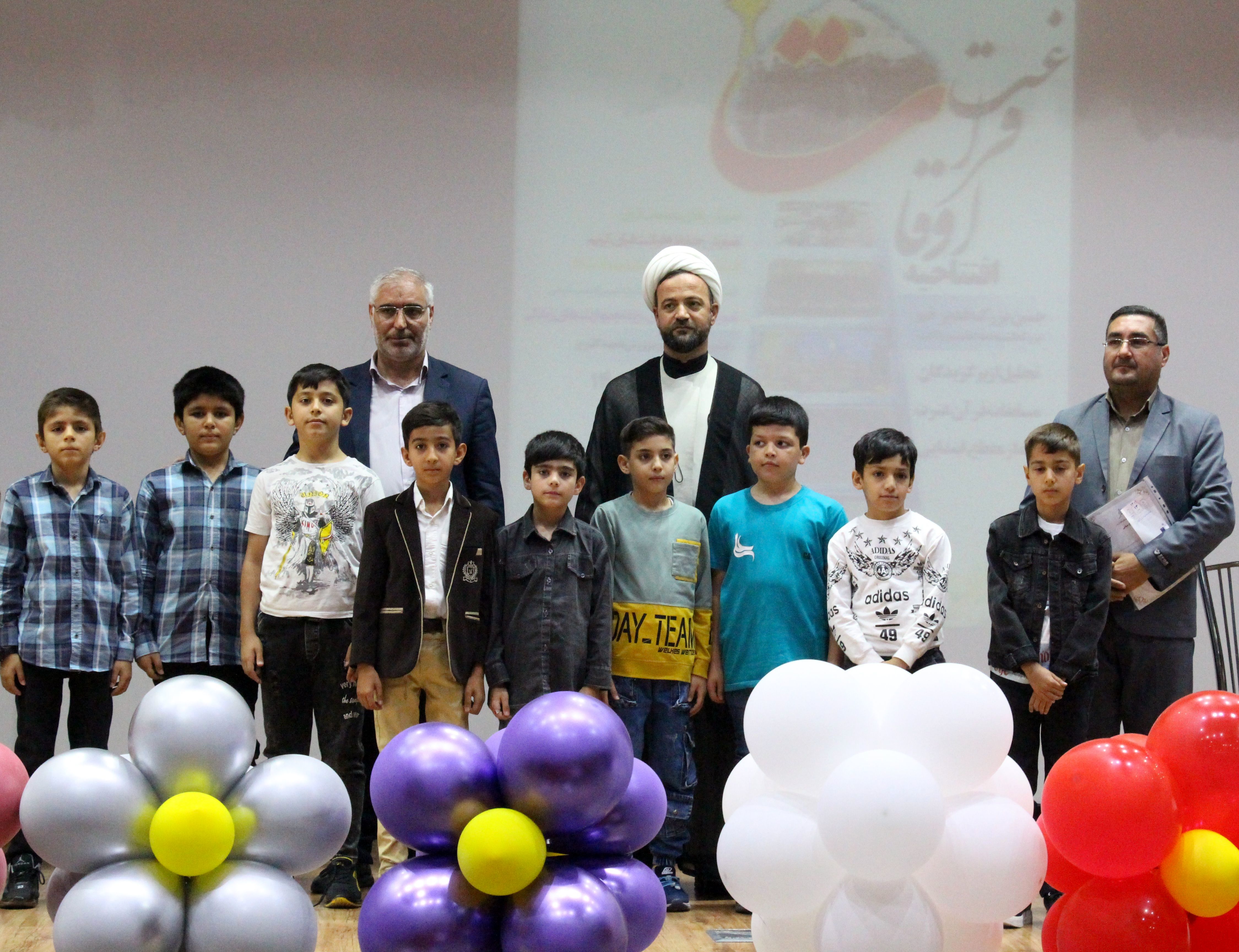 اوقات فراغت زمینه آموختن مهارت‌های جدید زندگی برای دانش‌آموزان را فراهم می‌کند