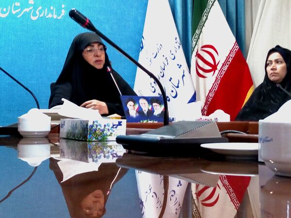 کارگروه دائمی  دختران نوجوان  شهرستان کاشمر 