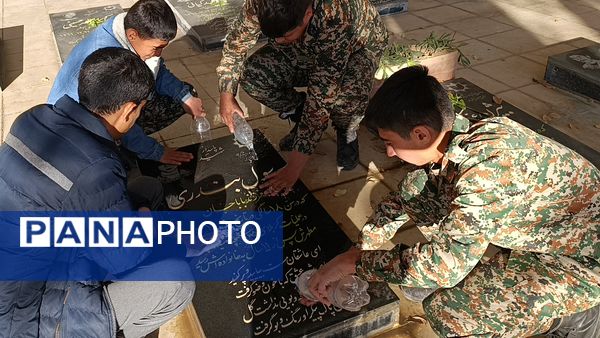 اجرای طرح لاله‌های روشن در آموزشگاه شیخ فضل‌الله نوری 