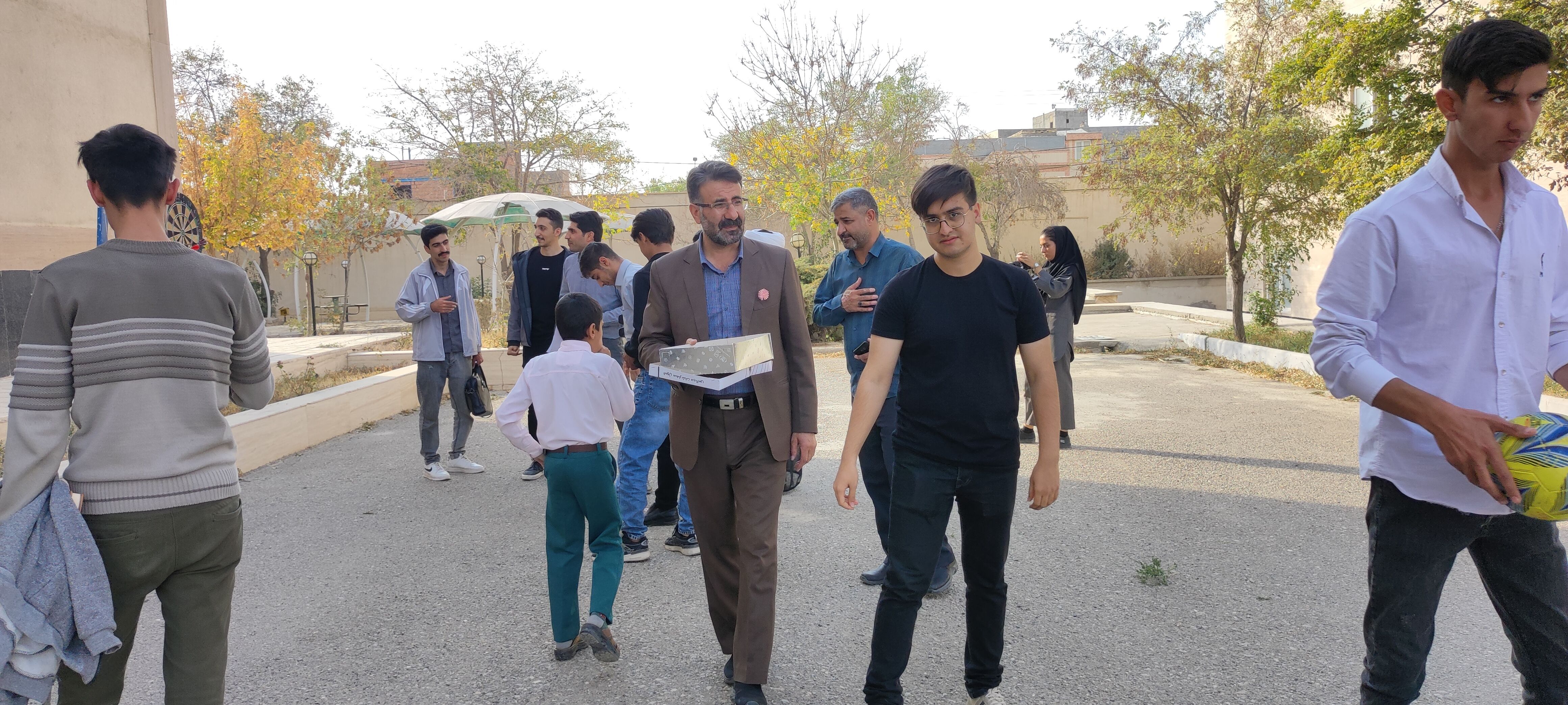 برگزاری مسابقات ورزشی دارت، روپایی،طناب زنی در دانشگاه آزاد شهرستان شیروان