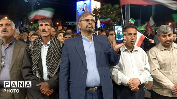 ایستادگی وحضور پرشور مردم شهرستان کوهدشت  درتجمعات شبانه