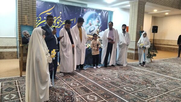 مراسم جزخوانی قرآن کریم در اهر با حضور فعال دانش‌آموزان