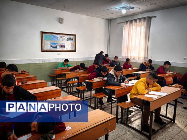 امتحانات نوبت اول در دبیرستان میثاق 