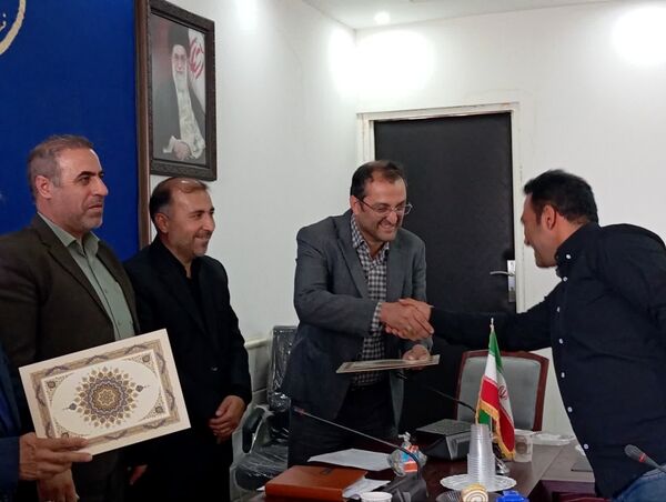 دورهمی صمیمی خبرنگاران با فرماندار شهرستان جعفرآباد قم