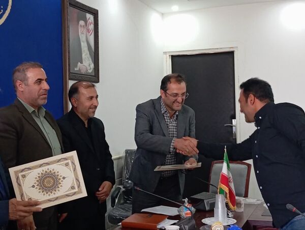 دورهمی صمیمی خبرنگاران با فرماندار شهرستان جعفرآباد قم