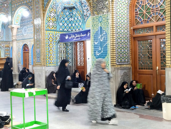 مراسم نخستین شب قدر در حرم حضرت معصومه(س)