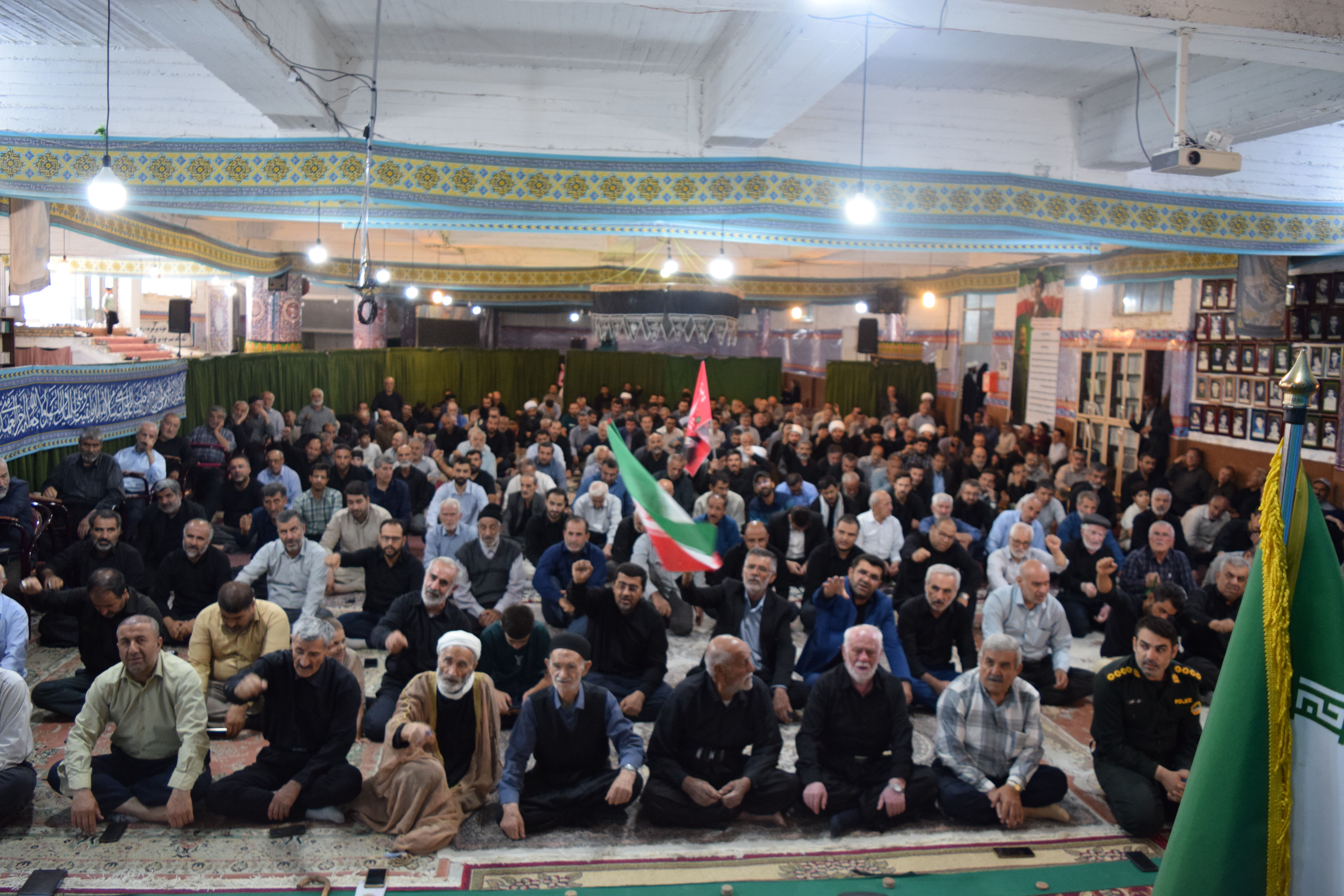 تلاقیِ اندوه و اقتدار در نماز جمعه شهرستان فارسان