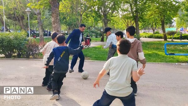 از کلاسِ مجازی تا قدردانیِ حضوری دانش‌آموزان در طبیعت