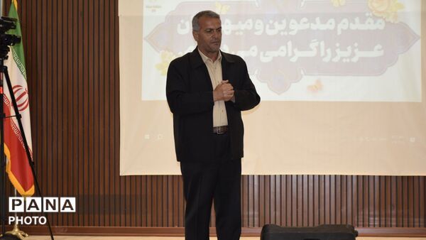 پرچم خدمت در بیمارستان شهدا لردگان به دست ریاست تازه سپرده شد