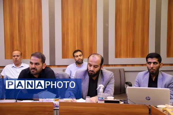  هفتمین جلسه کارشناس مسئولان و کارشناسان قرآن، عترت و نماز مناطق ۱۹گانه شهر تهران