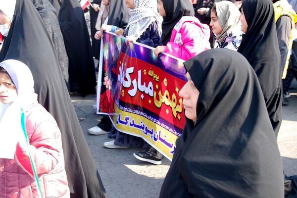 راهپیمایی ۲۲ بهمن در قیامدشت