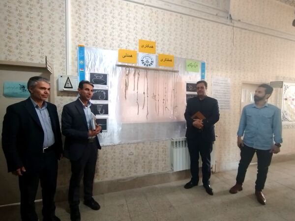 بازدید معاون فعالیت‌های تشکیلاتی سازمان دانش‌آموزی از مدارس تمام تشکیلاتی مدارس خدابنده