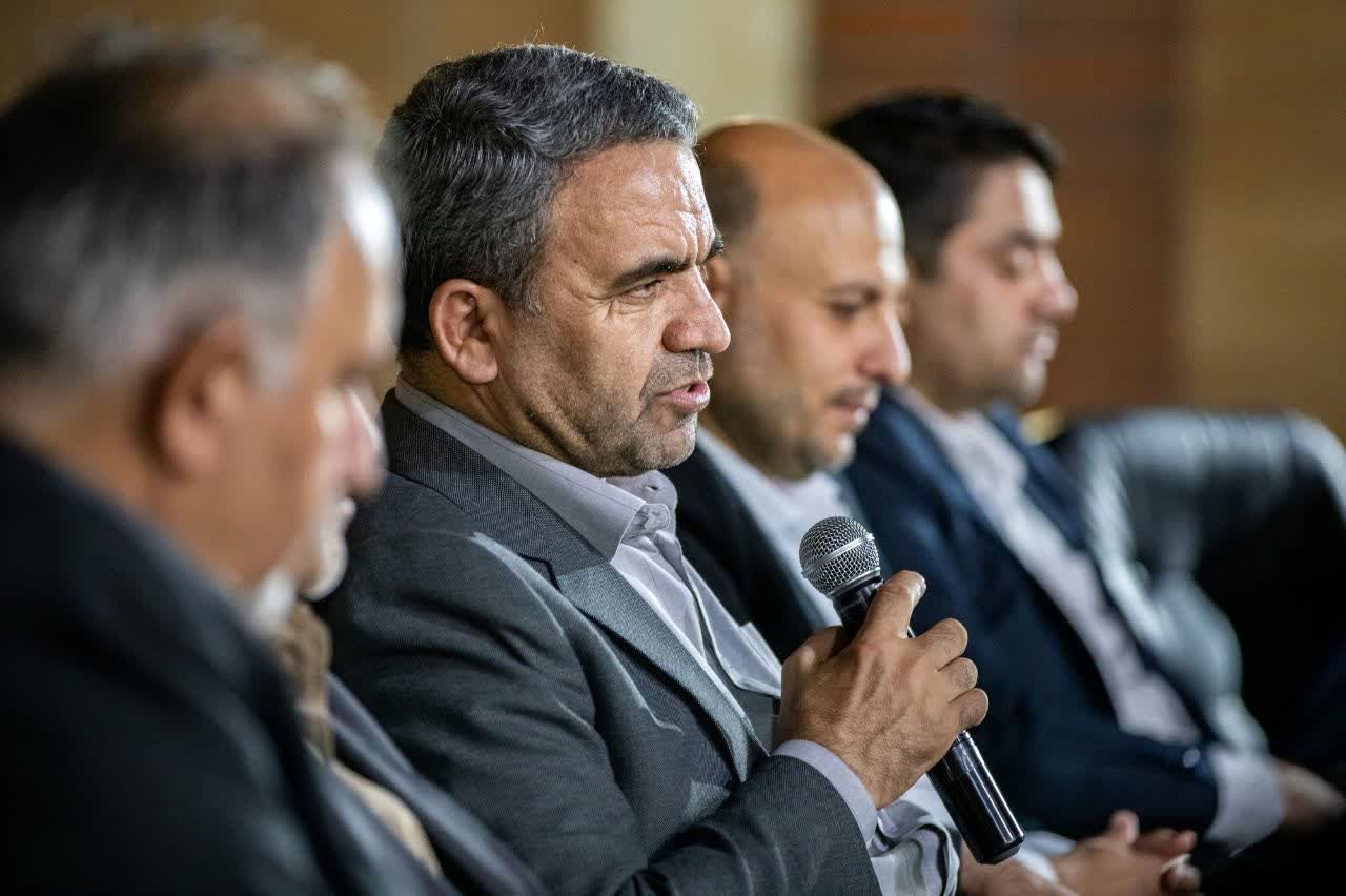 رئیس سازمان مدارس و مراکز غیردولتی کشور از مجتمع ریحانه بازدید کرد