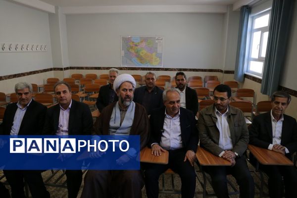 افتتاح آموزشگاه ۱۲ کلاسه شهید آیت الله آل هاشم 