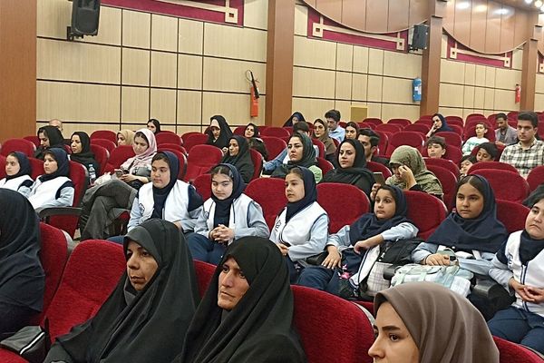 تجلیل از حافظان سلامت و ایمنی در رباط کریم