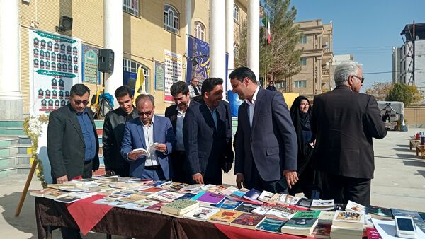  گرامیداشت هفته کتاب و کتابخوانی در شهر تربت حیدریه 
