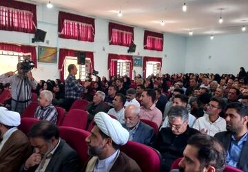 آیین گرامیداشت مقام  معلم در شهرستان زرقان 
