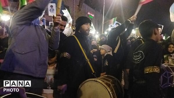 حماسه همچنان ادامه دارد 