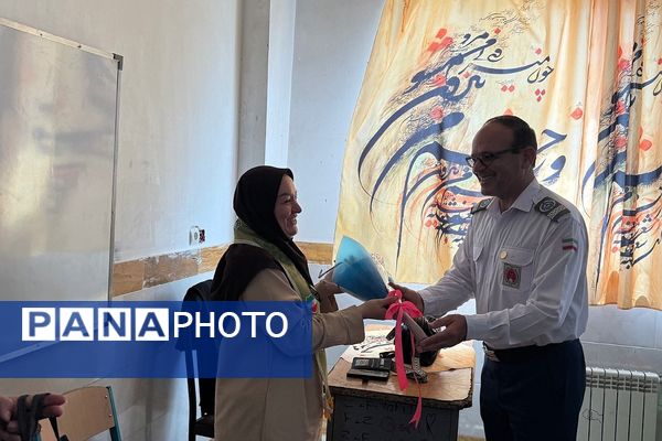 جوانه‌های امید در اردوی پرشور دانش‌آموزی پیشوا