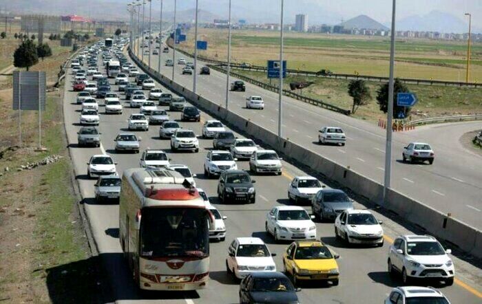 ترافیک سنگین در مسیرهای منتهی به محورهای شمالی کشور