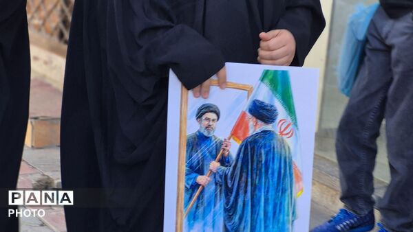برگزاری مراسم بیعت با سید مجتبی خامنه‌ای در شهرستان فارسان 
