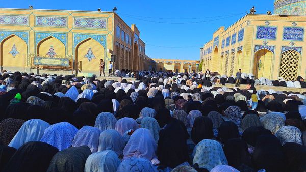 نماز عید فطر ۱۰ هزار نفری در کاشمر 