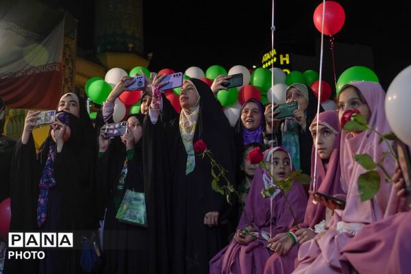 اولین جشن تکلیف دخترانه در تجمعات شبانه