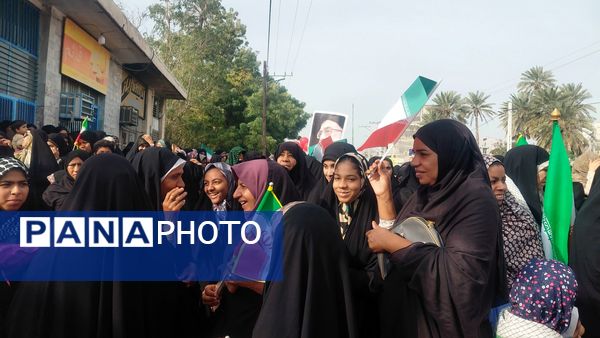 حضور پرشور مردم میناب در راهپیمایی ۲۲ بهمن