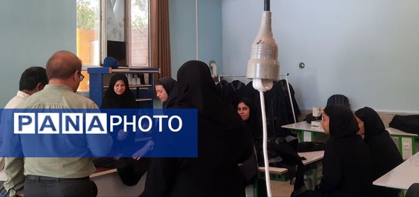 بازدید از عملکرد دانش‌آموزان ثمین آشخانه