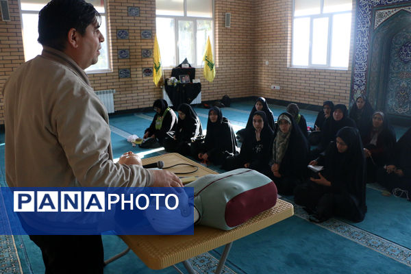 دوره تربیت مربیان ارشد سازمان دانش‌آموزی استان قم