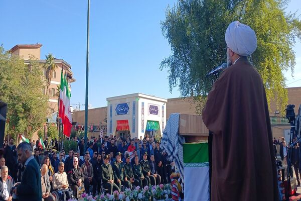 تشییع شهید قهرمان بر دستان پهلوانان خوزستان