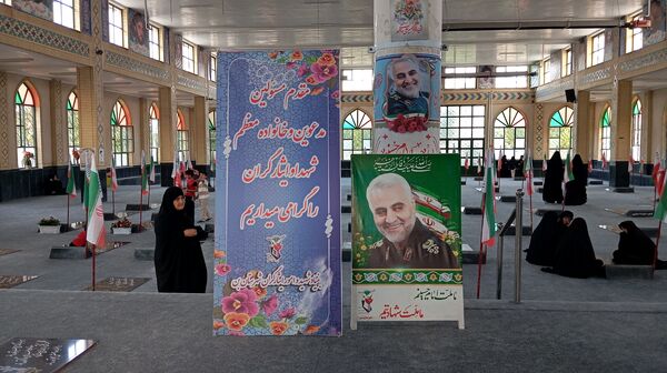 محفل انس با قرآن و یادواره «شهید احمد محمد مشلب» در شهر بن