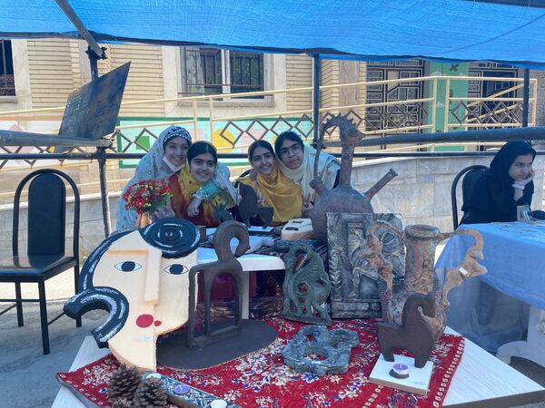 برگزاری بازارچه کسب‌ و کار دانش‌آموزی جشنواره نوجوان خوارزمی در الیگودرز