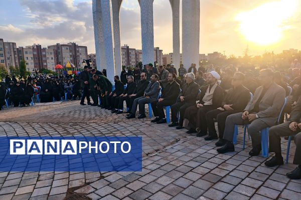 افتتاحیه یادمان شهدای گمنام بوستان ارغوان در نیشابور 
