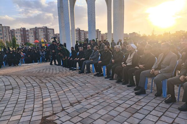افتتاحیه یادمان شهدای گمنام بوستان ارغوان در نیشابور 