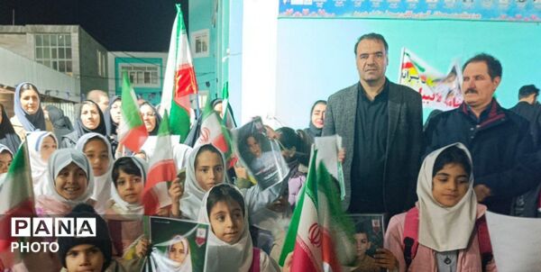 مردم خستگی ناپذیر دورود تا روز پیروزی خیابان را رها نخواهند کرد