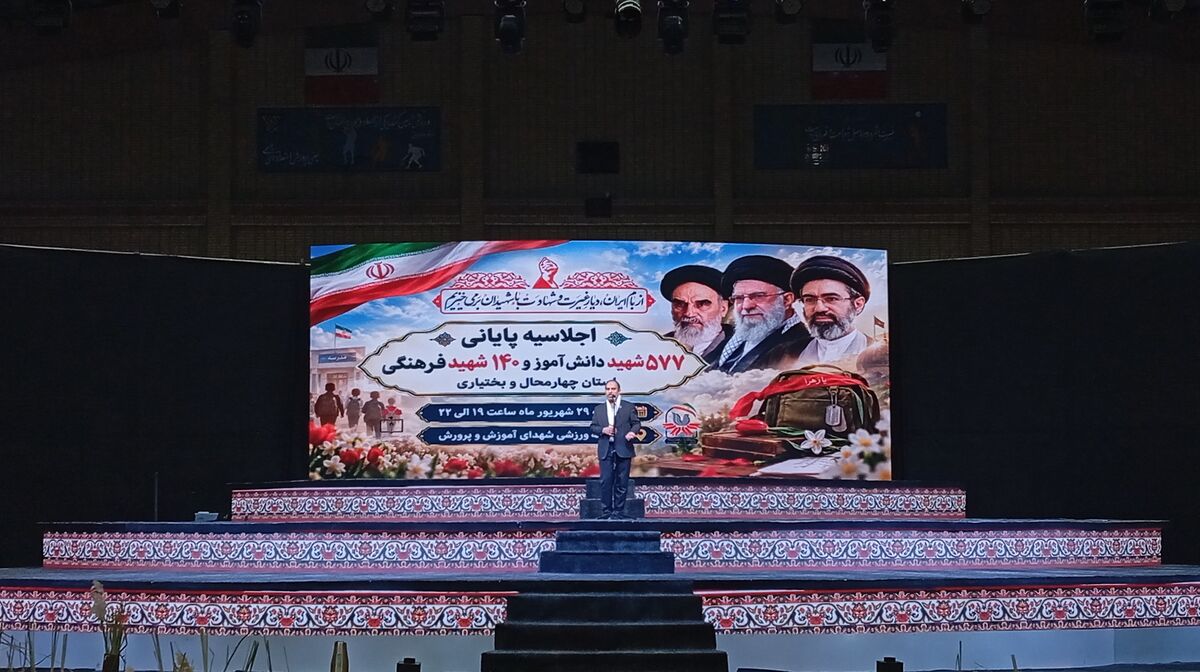 شهدا پس از شهادت، مسیر رشد و اثرگذاری خود را ادامه می‌دهند/ دانش‌آموزان از ذخیره عظیم معرفتی شهدا بهره بگیرند