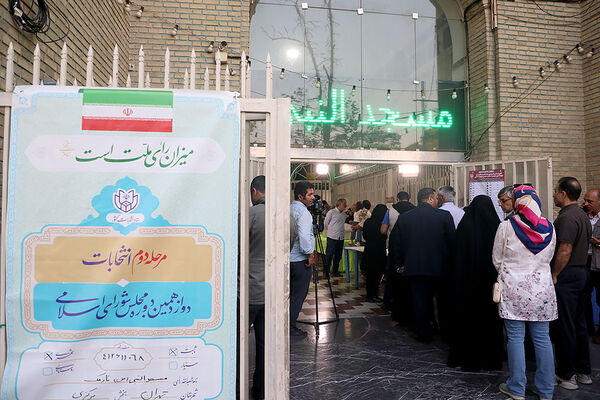 مرحله دوم انتخابات مجلس دوازدهم شورای اسلامی در مسجدالنبی میدان نبوت