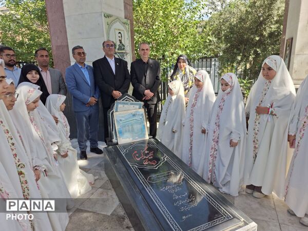 طنین اندازی سرود دختران میقات در مقتل شهید آرمان علی وردی