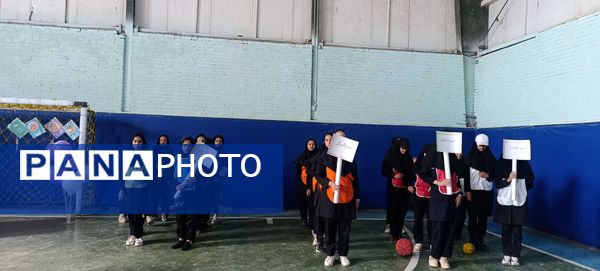 المپیاد ورزشی درون مدرسه ای در مدارس متوسطه اول و دوم دخترانه شهر نسر 